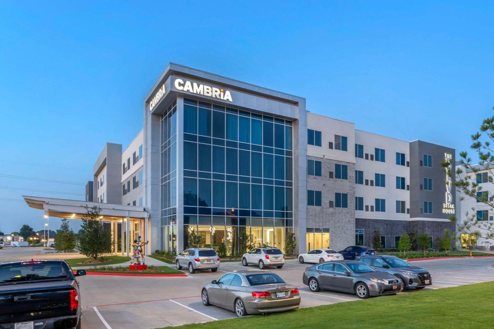 Cambria Hotel Waco University Riverfront Exterior foto